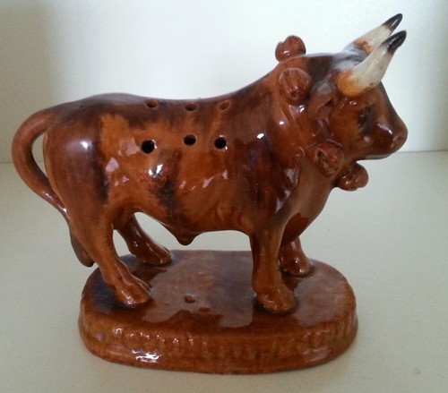 Pretty old majolica - pretty/old,